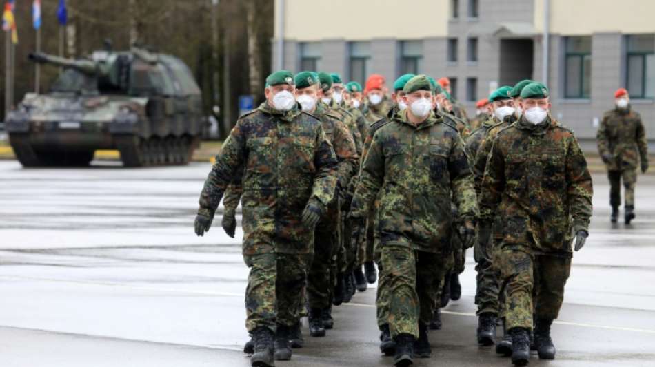 Deutschland bietet Nato Raketensystem und Kriegsschiffe an