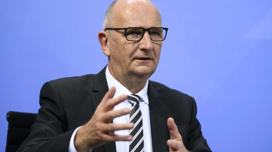 Woidke lobt "gro&szlig;es Miteinander" von alter und neuer Regierung in Pandemie