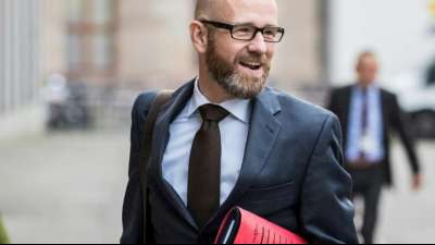 Fr&uuml;herer CDU-Generalsekret&auml;r Tauber kritisiert Umgang in CDU