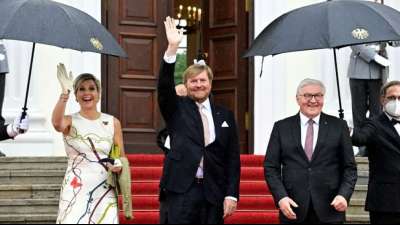 Niederl&auml;ndisches K&ouml;nigspaar startet dreit&auml;gigen Staatsbesuch in Berlin