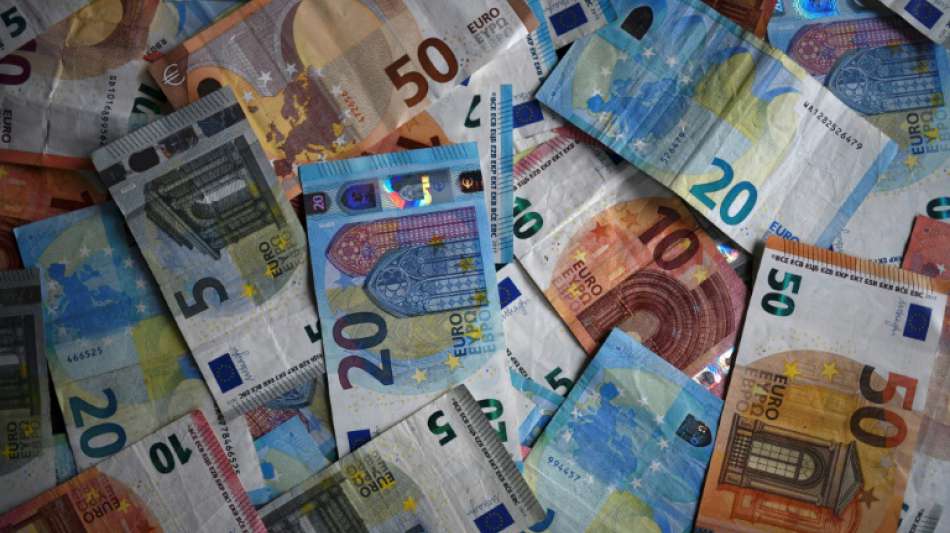 Bericht: Bürger schenken dem Staat weniger Geld zur Schuldentilgung