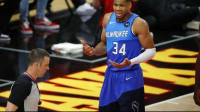 113:102: Middleton bringt Bucks in F&uuml;hrung