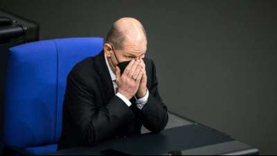 SPD und Scholz b&uuml;&szlig;en im "Politbarometer" an Zustimmung ein