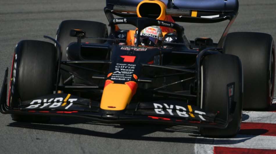 F1: Verstappen lässt es bei Testfahrten zunächst ruhig angehen