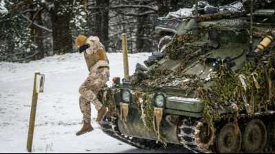 Bericht: Nato-Krisenkr&auml;fte wegen Ukraine in erh&ouml;hte Einsatzbereitschaft versetzt