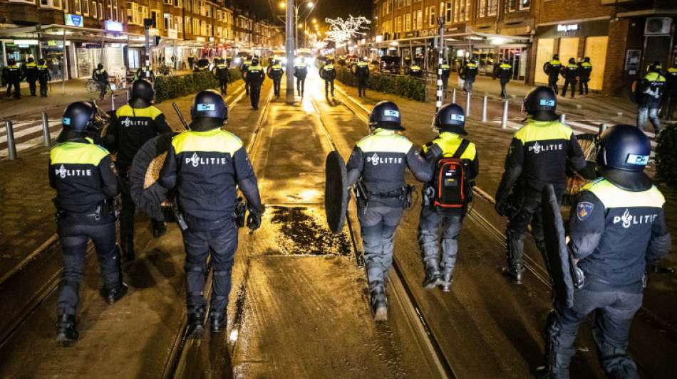 Niederl&auml;ndisches Parlament stimmt f&uuml;r Gesetz zur n&auml;chtlichen Ausgangssperre