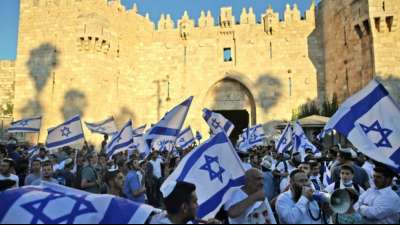 Mehr als 30 Verletzte bei "Flaggenmarsch" in Jerusalem