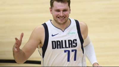NBA-Star Doncic verl&auml;ngert bei Dallas Mavericks um f&uuml;nf Jahre
