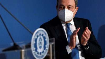 Italienischer Senat stimmt erstem Haushalt von Regierung Draghi zu