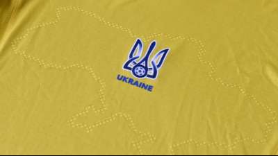 UEFA fordert Ukraine zu &Auml;nderungen der EM-Trikots auf