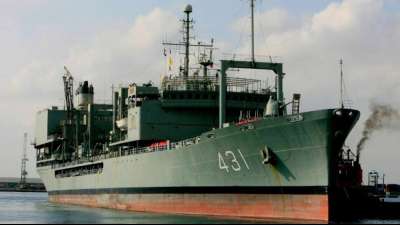 Iranisches Marineschiff sinkt nach Brand in Golf von Oman