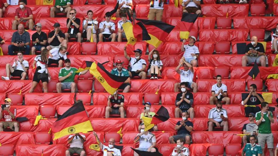 Maskenpflicht in M&uuml;nchen: DFB pr&uuml;ft weitere Ma&szlig;nahmen