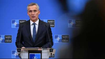 Nato warnt vor einem "Gro&szlig;angriff" Russlands auf die Ukraine