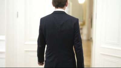 Kurz lehnt R&uuml;cktritt ab 