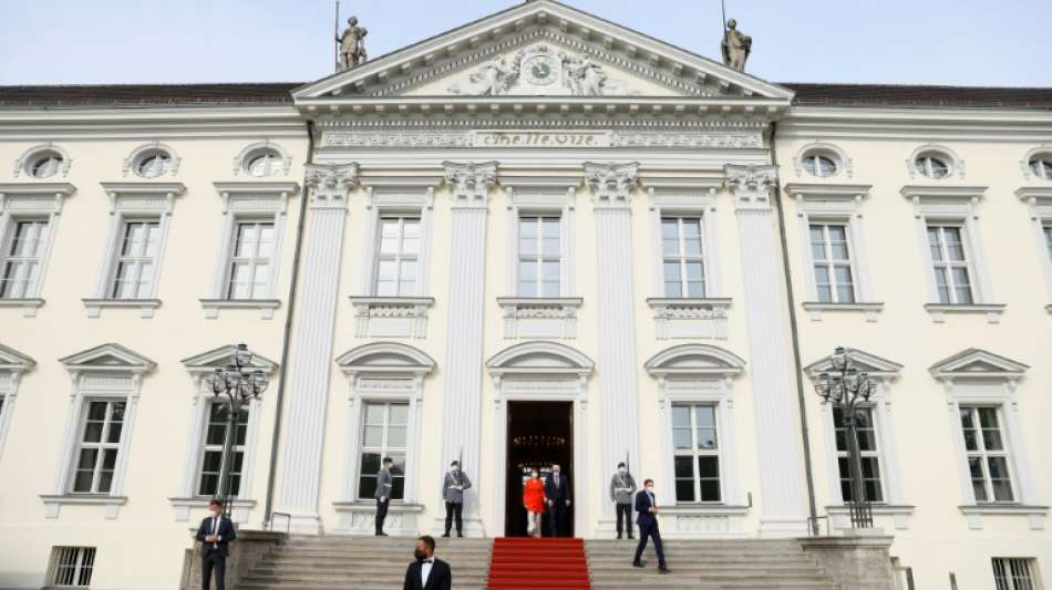 Steinmeier &uuml;bergibt seinen Amtssitz f&uuml;r einen Tag an junge Leute