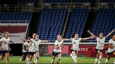 Fu&szlig;ball: US-Stars nach Elfer-Krimi gegen Oranje im Halbfinale