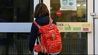 Offene Schulen und Kitas, Sportangebote und mehr Therapiepl&auml;tze