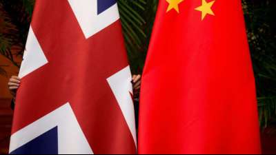 China erkennt von Gro&szlig;britannien ausgegebene P&auml;sse f&uuml;r Hongkonger nicht mehr an