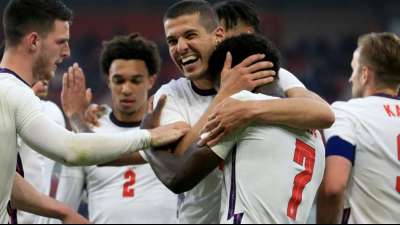 Frankreich und England siegen - Niederlande nur 2:2 gegen Schottland