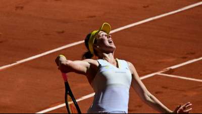French Open: Pawljutschenkowa und Krejcikova im Finale