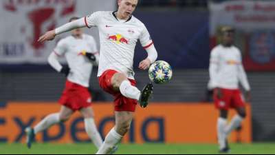 Fu&szlig;ball: Klostermann will mit Leipzig weiter "oben dranbleiben"