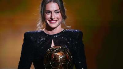 FC Barcelona: Alexia Putellas wurde zur Weltfu&szlig;ballerin gew&auml;hlt