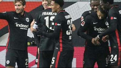 Schick-Doppelpack: Frankfurt dreht gegen Bayer das Spiel