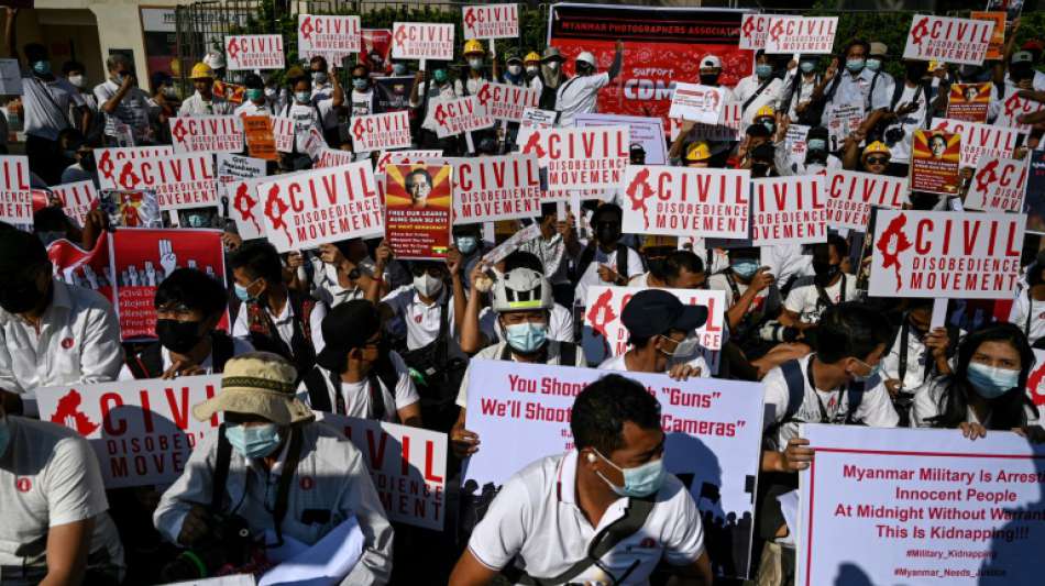 Opposition in Myanmar setzt Proteste gegen Milit&auml;rputsch fort