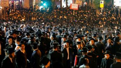 Zusammenst&ouml;&szlig;e bei Protesten ultra-orthodoxer Juden gegen Corona-Ma&szlig;nahmen in Israel