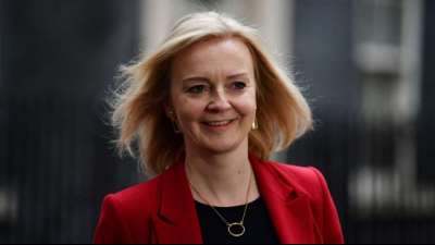 Truss: G7 werden sich "Aggressoren gegen die Freiheit" entgegenstellen