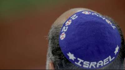 Berliner bei antisemitischem Angriff zu Boden gesto&szlig;en