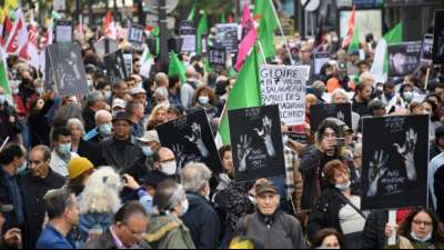 Demo in Paris fordert Anerkennung von Massaker in Algerien