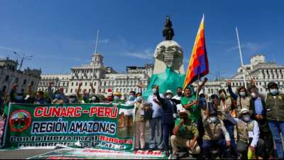 Nach Pr&auml;sidentenwahl in Peru Demonstrationen beider Lager