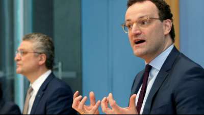 Spahn mahnt angesichts des stockenden R&uuml;ckgangs der Corona-Zahlen zur Vorsicht