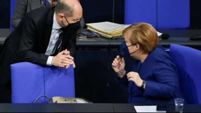 Ampel-Parteien verteidigen neues Infektionsschutzgesetz gegen Kritik der Union