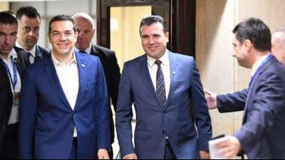 Tsipras und Zaev in M&uuml;nster mit Westf&auml;lischem Friedenspreis ausgezeichnet