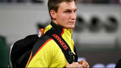 Olympiasieger R&ouml;hler muss bei Comeback verletzt aufgeben