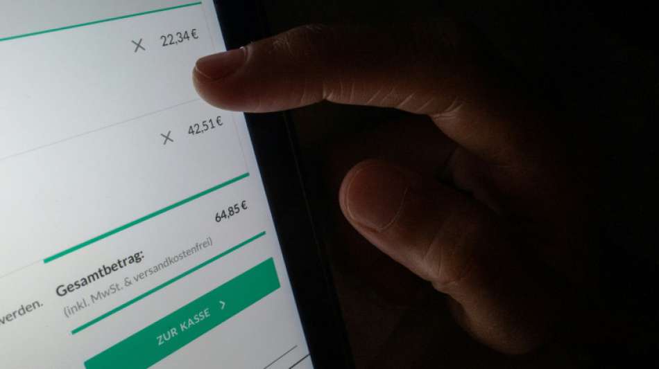 Postbank-Umfrage: Internetnutzung stieg im Corona-Jahr um neun Wochenstunden