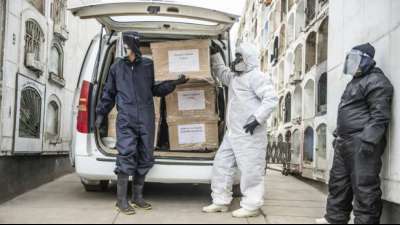 Peru hebt offizielle Zahl der Corona-Toten um das Doppelte an