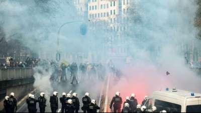 Ausschreitungen bei Protesten gegen Corona-Ma&szlig;nahmen in Br&uuml;ssel