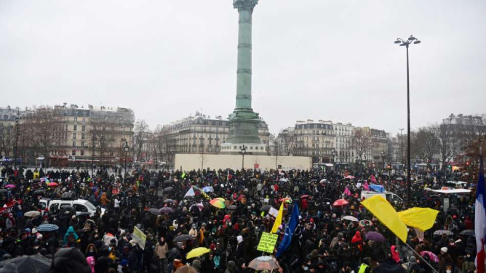 Neue Proteste gegen geplantes Sicherheitsgesetz in Frankreich