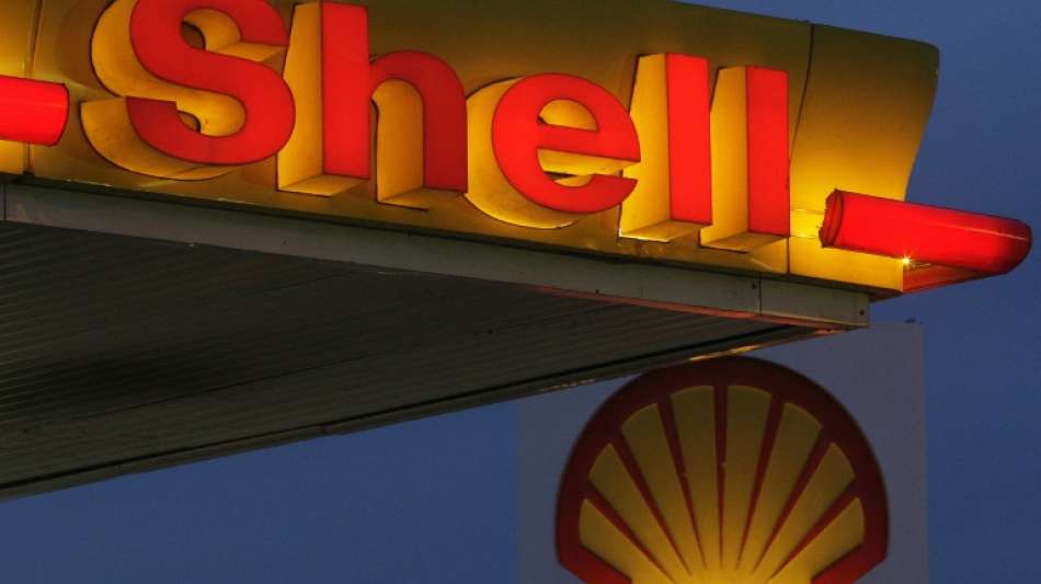 Aktion&auml;re von Shell stimmen f&uuml;r Verlegung von Steuersitz nach Gro&szlig;britannien