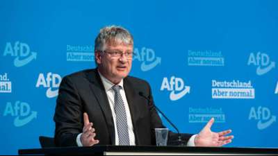Meuthen attackiert zum Auftakt des AfD-Parteitags die anderen Parteien scharf