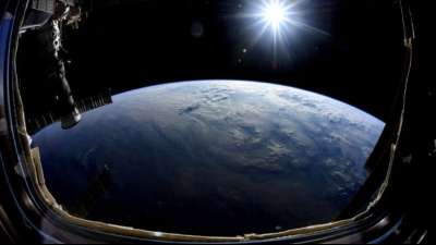 Rauch und Brandgeruch im russischen Teil der Raumstation ISS