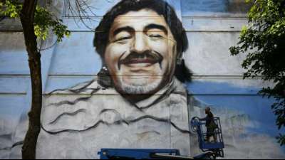 Ermittlungen zum Tod von argentinischer Fu&szlig;ball-Legende Maradona ausgeweitet