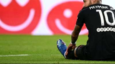 PSG-Star Neymar f&auml;llt gegen Leipzig aus