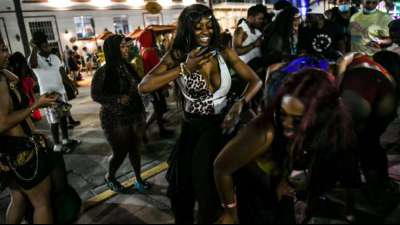USA, Miami Beach: Ausgangssperre wegen "Spring Break"-Party