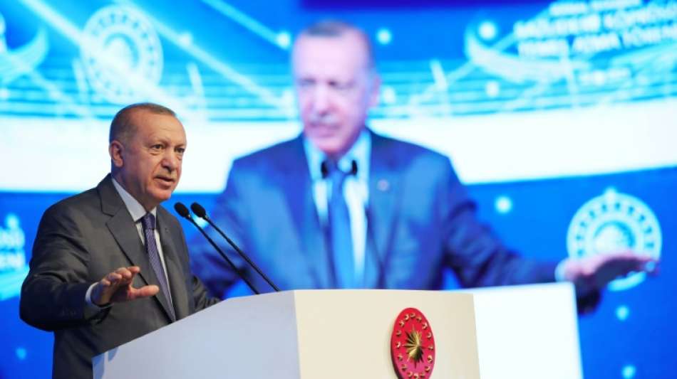 Erdogan startet umstrittenes Mammut-Bauprojekt in Istanbul