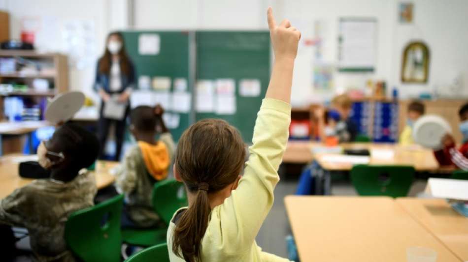 Gr&uuml;ne verlangen bessere Corona-Schutzma&szlig;nahmen an Schulen