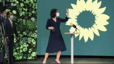 "Sonntagstrend": Gr&uuml;ne ziehen nach Baerbock-Nominierung an Union vorbei 